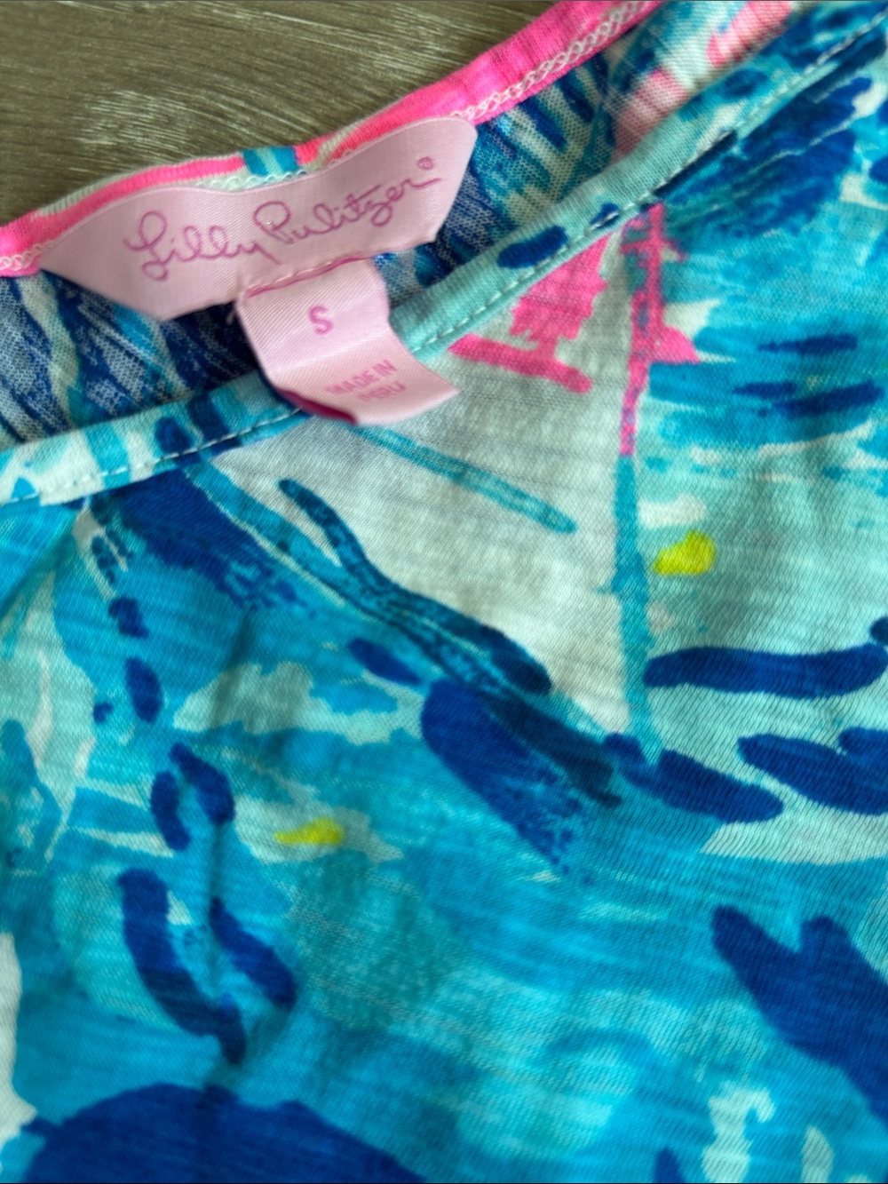 Lilly Pulitzer V-Neck Sail Print Tank in Blue & Pink - Picture 3 of 4